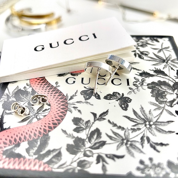 Authentic GUCCI STUD EARRINGS - Picture 7 of 12